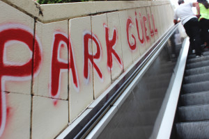 Graffiti on the escalator on the way up to Park Güell
